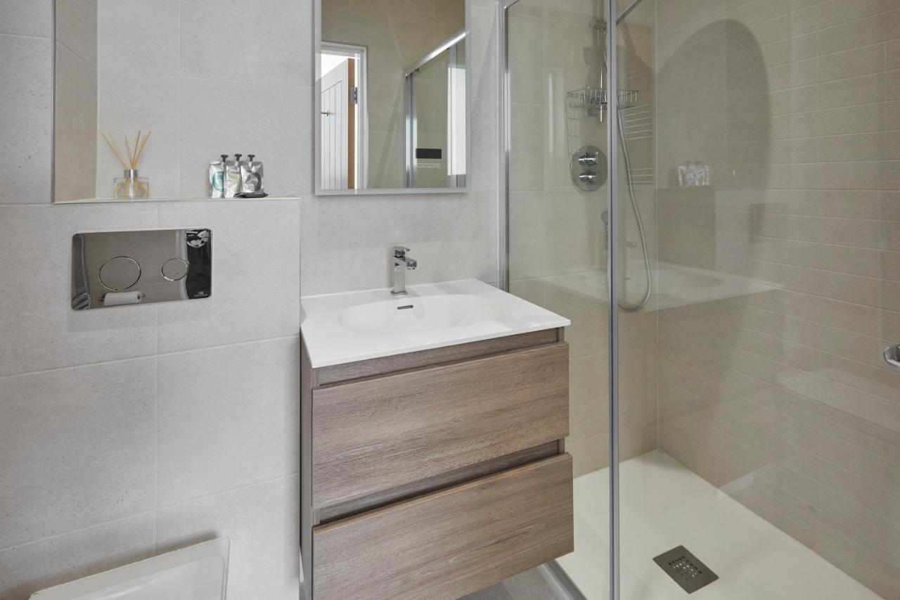 Host & Stay - Number Ten At Carlill Whitby Esterno foto